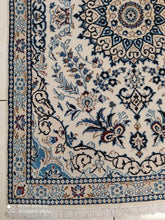 Charger l'image dans la galerie, Tapis Nain fait main n°16956_130×88