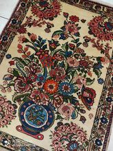 Charger l'image dans la galerie, Tapis Bakhtiar tissé main n°12901_135×105