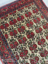 Charger l'image dans la galerie, Tapis Bidjard tissé main n°19332_137×93
