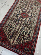 Charger l'image dans la galerie, Tapis Abadeh tissé main n°19337_142×70
