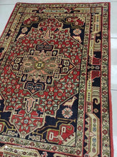 Charger l'image dans la galerie, Tapis Bidjard tissé main n°352_144×98