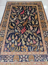 Charger l'image dans la galerie, Tapis Ghom soie tissé main n°16938_150×100