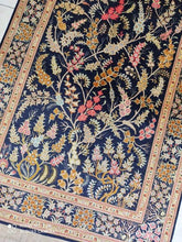 Charger l'image dans la galerie, Tapis Ghom soie tissé main n°16938_150×100