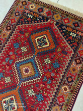 Charger l'image dans la galerie, Tapis Yalameh noué main n°19442_150×103