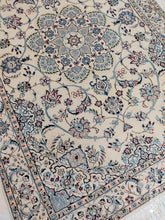 Charger l'image dans la galerie, Tapis Nain Chichla fait main n°19193_150×103