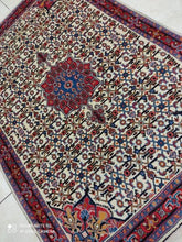 Charger l'image dans la galerie, Tapis Bidjard tissé main n°3105_150×104