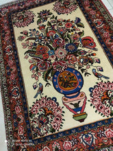 Charger l'image dans la galerie, Tapis Bakhtiar tissé main n°9234_153×106