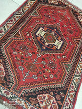 Charger l'image dans la galerie, Tapis Ghachghai noué main n°10164_155×106