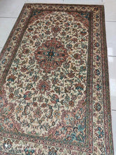 Charger l'image dans la galerie, Tapis Cachemire soie noué main n°58_155×94