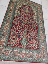 Charger l'image dans la galerie, Tapis Cachemire soie noué main n°100_155×95