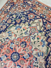 Charger l'image dans la galerie, Tapis Varamine noué main n°15165_156×108