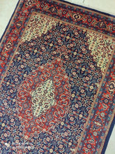 Charger l'image dans la galerie, Tapis Sarouk fait main n°8186_160×104