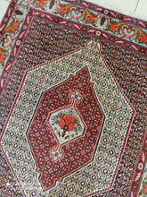 Charger l'image dans la galerie, Tapis Senneh tissé main n°19514_160×130