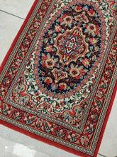 Charger l'image dans la galerie, Tapis Ghom tissé main n°16143_165×55