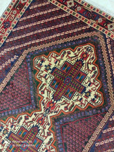 Charger l'image dans la galerie, Tapis Afchar fait main n°18479_172×138