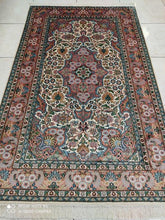Charger l'image dans la galerie, Tapis Cachemire soie tissé main n°20_175×100