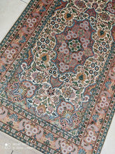 Charger l'image dans la galerie, Tapis Cachemire soie tissé main n°20_175×100