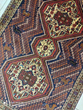 Charger l'image dans la galerie, Tapis Afchar fait main n°17239_180×130