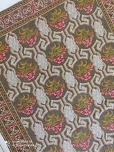 Charger l'image dans la galerie, TAPIS ANTIQUE Français Gobelins fait main_180×130