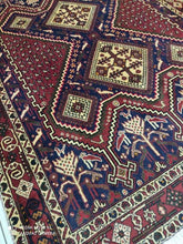 Charger l'image dans la galerie, Tapis Afchar fait main n°17412_180×135