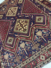 Charger l'image dans la galerie, Tapis Afchar fait main n°17412_180×135