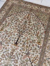 Charger l'image dans la galerie, Tapis Cachemire soie tissé main n°26_184×124