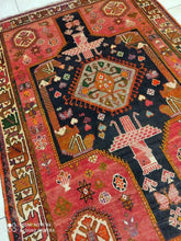 Charger l'image dans la galerie, Tapis Ghachghai noué main n°100_186×132