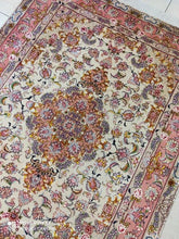 Charger l'image dans la galerie, Tapis Tabriz noué main n°18931_190×148