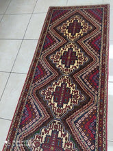 Charger l'image dans la galerie, Tapis Afchar fait main n°18813_192×75