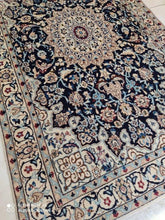Charger l'image dans la galerie, Tapis Nain fait main n°14241_196×113