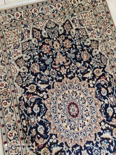 Charger l'image dans la galerie, Tapis Nain fait main n°14241_196×113