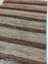 Charger l'image dans la galerie, Tapis Gabbeh tissé main n°239_197×147