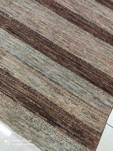 Charger l'image dans la galerie, Tapis Gabbeh tissé main n°239_197×147