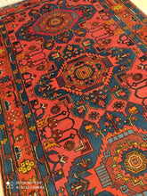 Charger l'image dans la galerie, TAPIS ANTIQUE Azerbaïdjan noué main n°18487_198×125