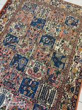 Charger l'image dans la galerie, Tapis Bakhtiar fait main n°3592_198×139