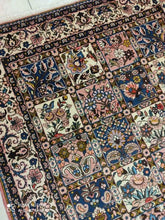 Charger l'image dans la galerie, Tapis Bakhtiar tissé main n°3264_200×137