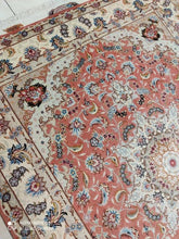 Charger l'image dans la galerie, Tapis Tabriz fait main n°18849_200×150