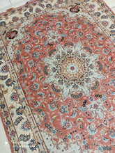 Charger l'image dans la galerie, Tapis Tabriz fait main n°18849_200×150