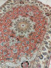 Charger l'image dans la galerie, Tapis Tabriz fait main n°18849_200×150