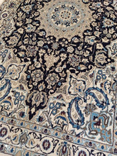 Charger l'image dans la galerie, TAPIS Nain fait main n°3485_203×116