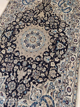 Charger l'image dans la galerie, TAPIS Nain fait main n°3485_203×116
