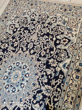 Charger l'image dans la galerie, Tapis Nain fait main n°9132_208×118