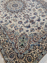 Charger l'image dans la galerie, TAPIS Nain Chichla Habibian noué main n°19488_210×133