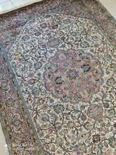 Charger l'image dans la galerie, Tapis Cachemire soie noué main n°36_210×160