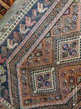 Charger l'image dans la galerie, Tapis Afchar noué main n°17097_230×75