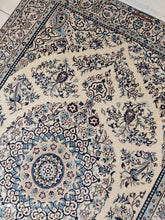 Charger l'image dans la galerie, Tapis Nain fait main n°9820_235×158