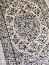 Charger l'image dans la galerie, Tapis Nain fait main n°9820_235×158