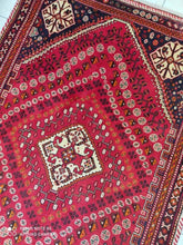 Charger l'image dans la galerie, Tapis Ghachgai fait main n°600_240×155