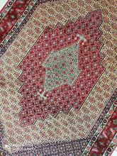 Charger l'image dans la galerie, Tapis Senneh fait main n°16831_240×170