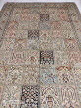 Charger l'image dans la galerie, Tapis Cachemire soie noué main n°16_242×172